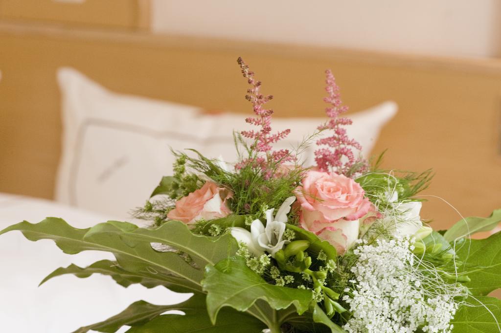 Hotel Ebner Бад Кьонигсхофен им Грабфелд Екстериор снимка
