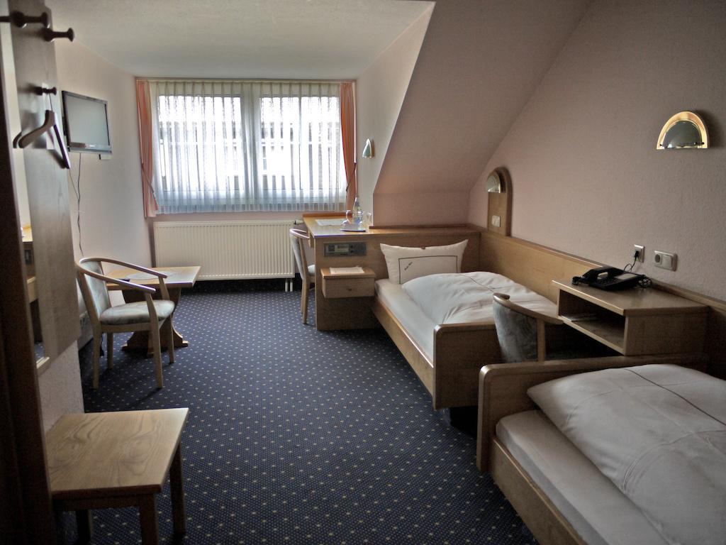 Hotel Ebner Бад Кьонигсхофен им Грабфелд Стая снимка