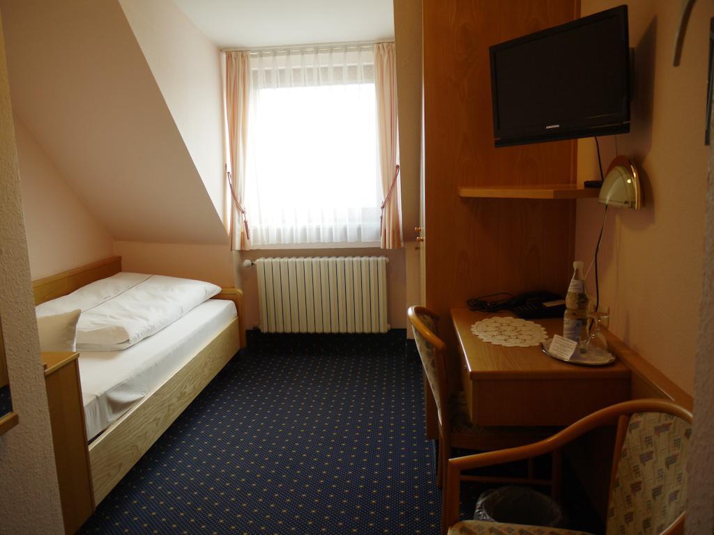 Hotel Ebner Бад Кьонигсхофен им Грабфелд Стая снимка